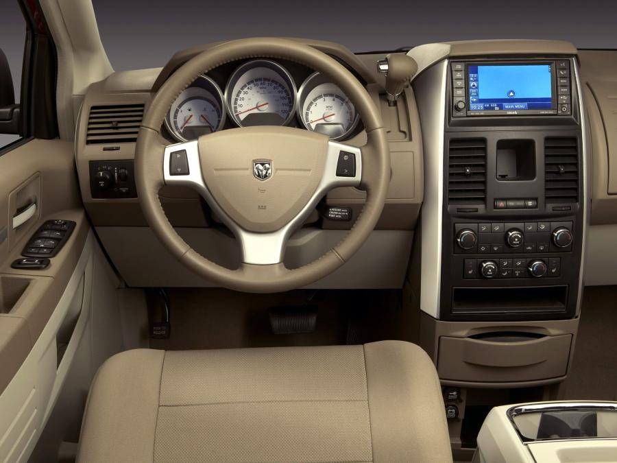  Dodge Nitro 2006 года  (фото 27 из 30)